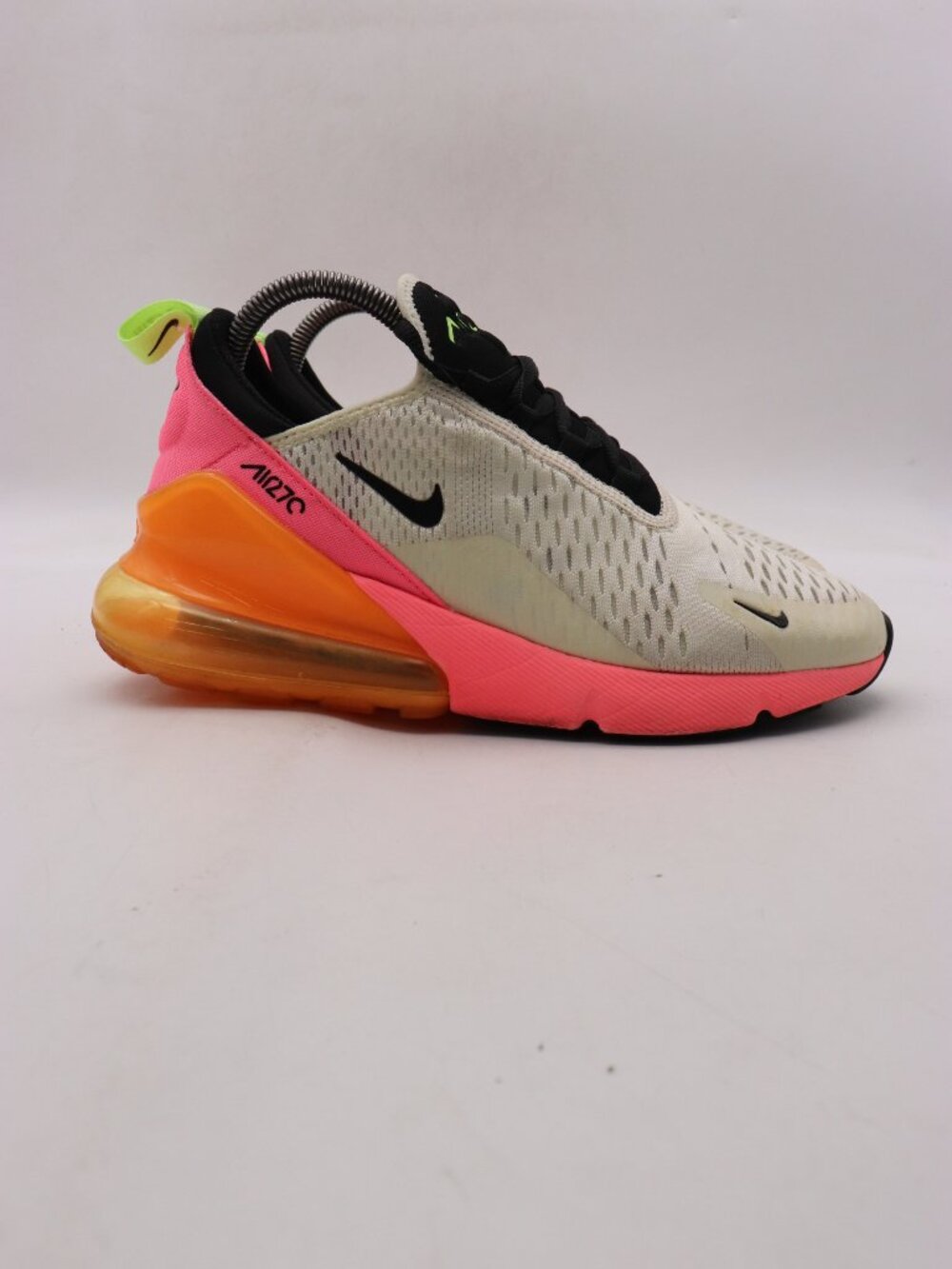 Nike Air Max 270 Women's Size 8 Summit White Sunset Pulse Running Shoes Sneakers